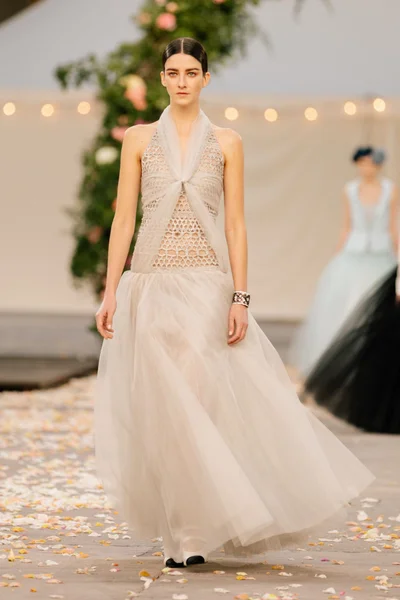 Look 26